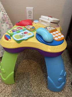 Fisher Price Laugh And Learn Fun With Friends Activity Table