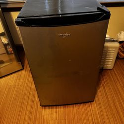 Fridgiair Mini Fridge 