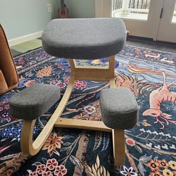 OBO - Uplift Ergonomic Kneeling Chair