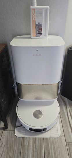 Dreame L60 Ultra robot vacuum and mop
