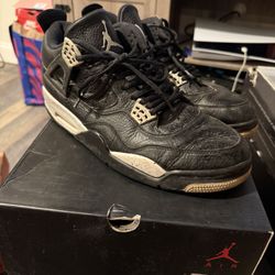 Air Jordan 4