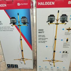 1000-Watt Halogen Telescoping Twin Head Tripod Work Light

110

(17)


