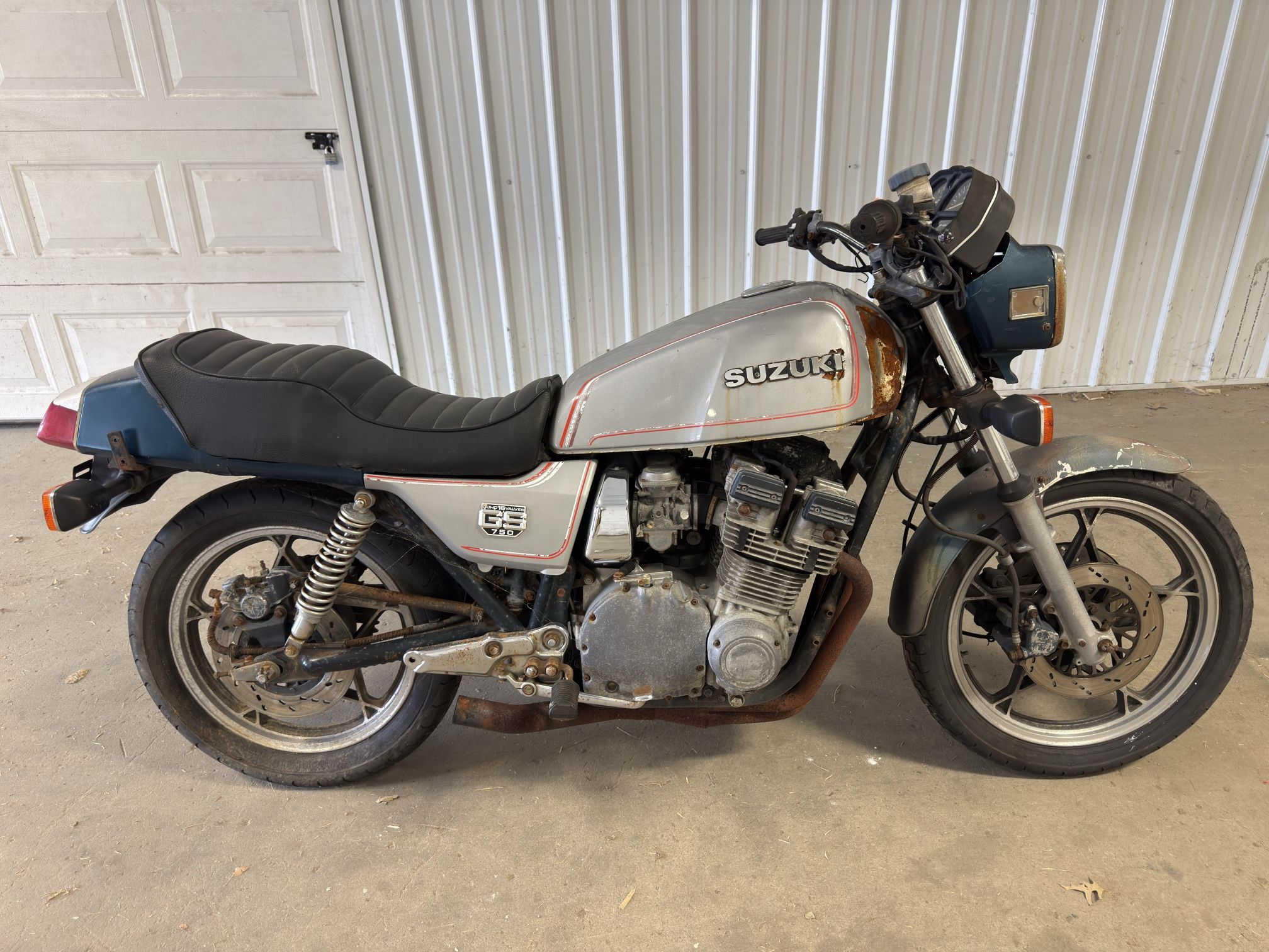 1981 Suzuki GS750 Parts Bike