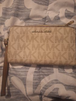 Michael Kors Tote + Wallet Set — Vanilla/Acorn Signature, Used