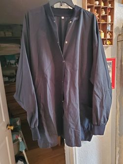Medical Uniform/ Scrubs/ Smock