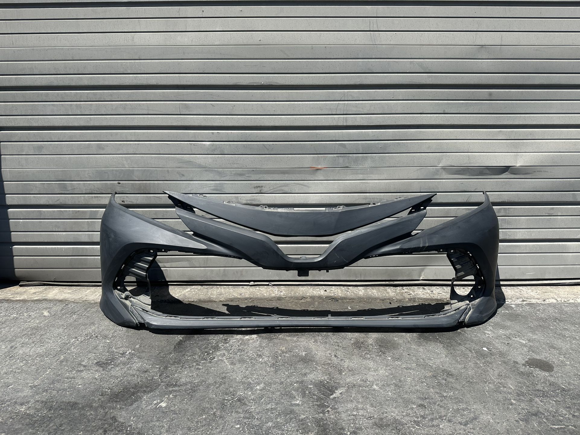 2018-2020 Toyota Camry Front Bumper