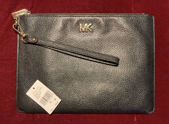 Michael Kors Wristlet Black