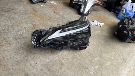 Lexus nx headligh
