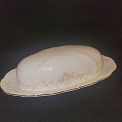 Vintage Johann Haviland Floral Splendor China Butter Dish w/Lid Bavaria 
Germany. Made  in Germany. Pre-owned, very good shape, no chips, cracks 
or c