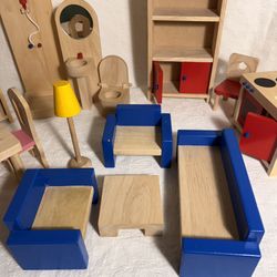  S.E.E.  Wooden Doll House Furnishings, 15 Pieces of  Dollhouse oak very nice set. 9”-12” Barbie scale 