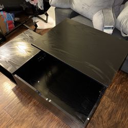 Black Lift-Top Coffee Table