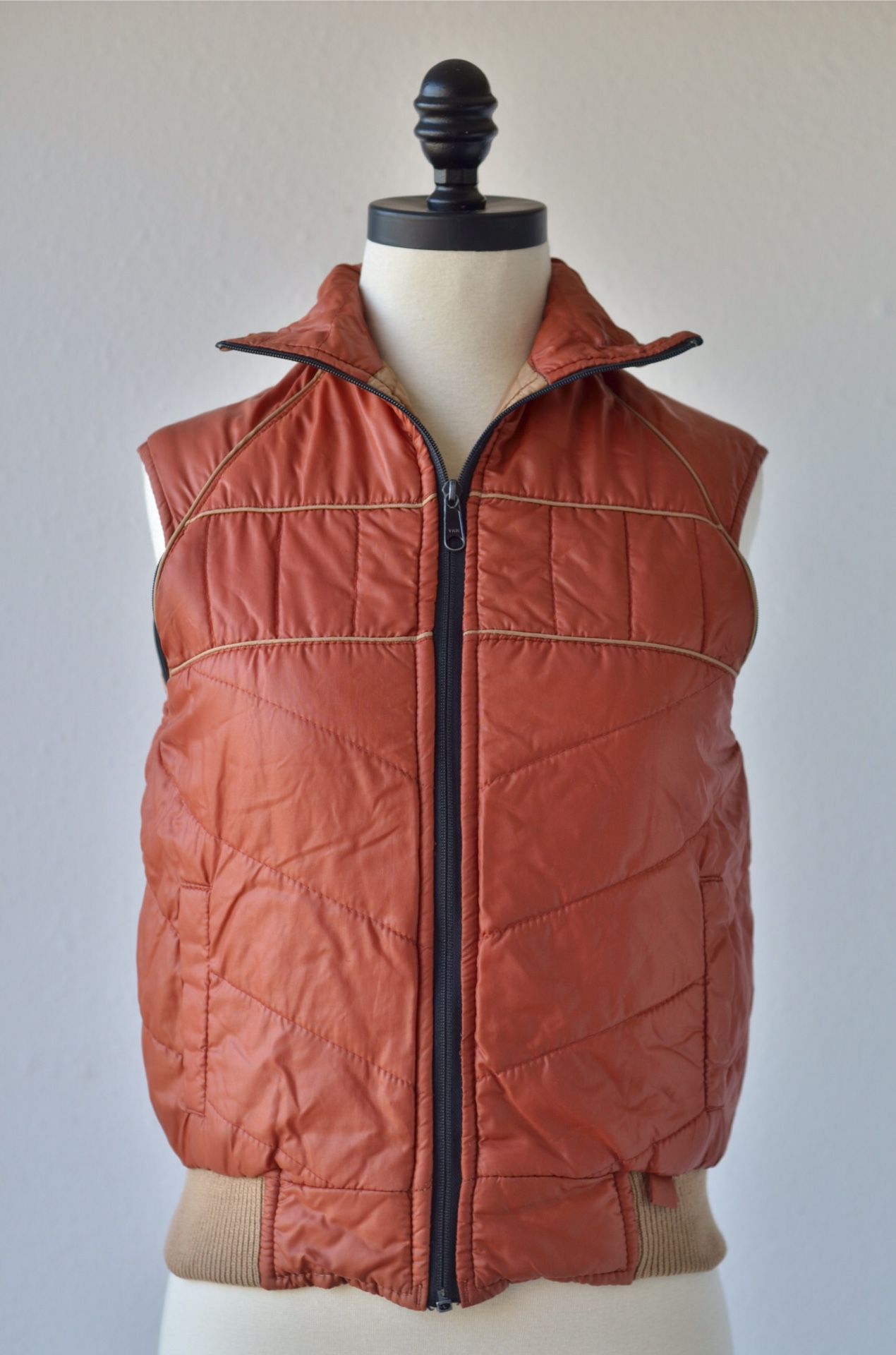 70s Vintage Burnt Orange Khaki Reversible Puffer Ski Vest by Avalanche, Tan Vest, Nylon Waterproof Poly Filling, Acrylic Knit, YKK Zippers