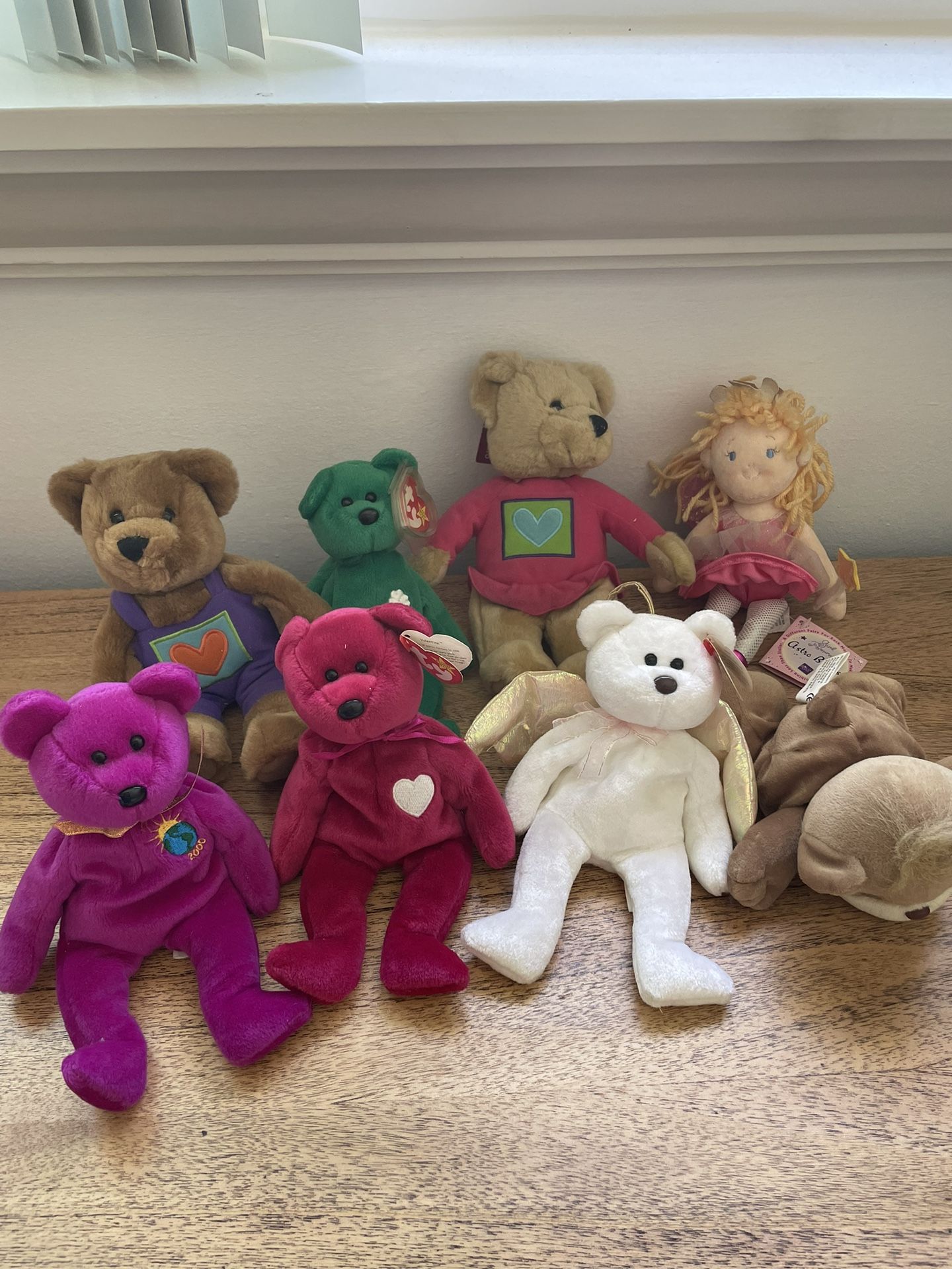 Stuffed Animals / Teddy Bears / Care Bears / Beanie Baby’s 