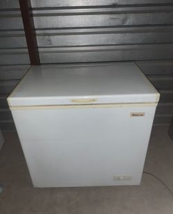 White Magic Chef Chest Freezer