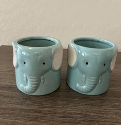 Elephant pencil holders