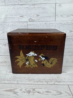 Cottagecore Vintage Wood Chicken Recipe Box