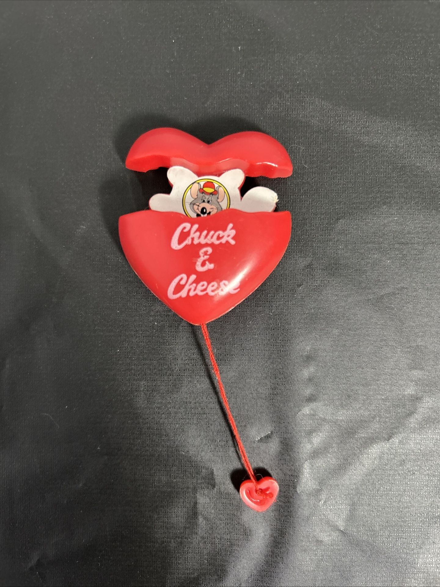 Vintage Chuck E. Cheese Pull-String Heart-Shaped Toy Collectable