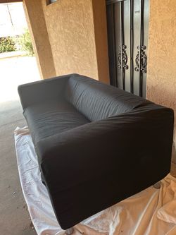 Black couch/sofa w/removable cover