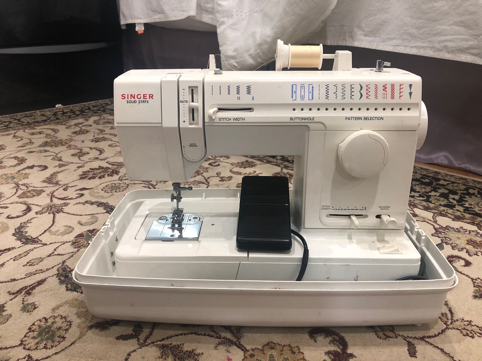 Sewing Machine w/ cover