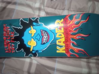 Brand new Krooked Skateboard 🛹 30