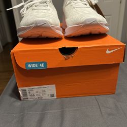 Nike ReacTX Infinity Run Sneakers Size 9