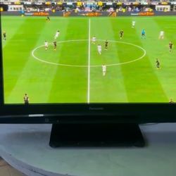 PANASONIC 40”in Tv 