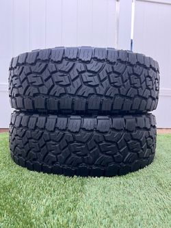 Pair of Toyo Open Country A/T (285/70/17) (Takeoff)