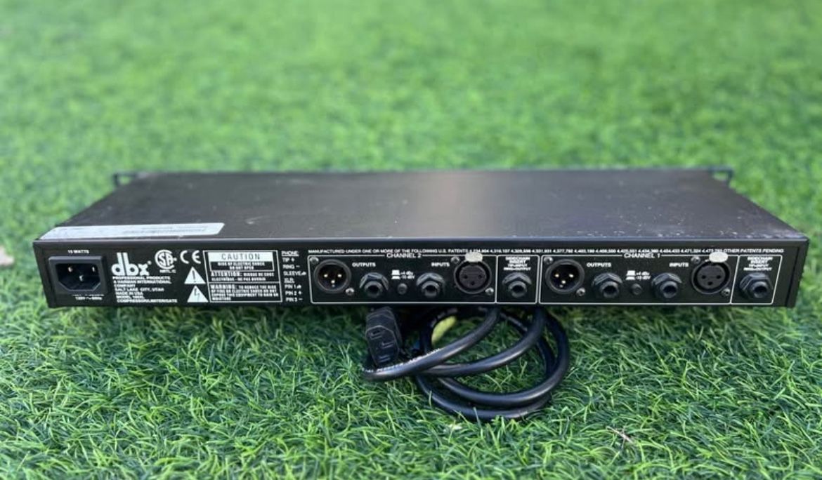 Compressor   DBX 166XL Compressor/limiter/ Gate by dbx