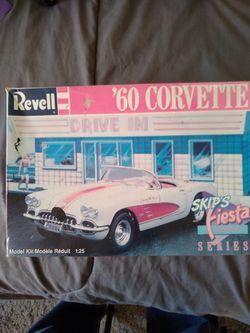 Vintage 80s Revell Model