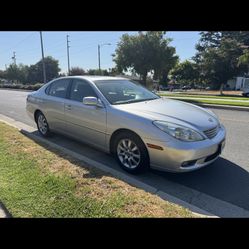 2002 Lexus ES 300