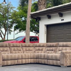 Sectional Couch/Sofa - Light Brown - Recliners - Microfiber - Delivery Available 🚛