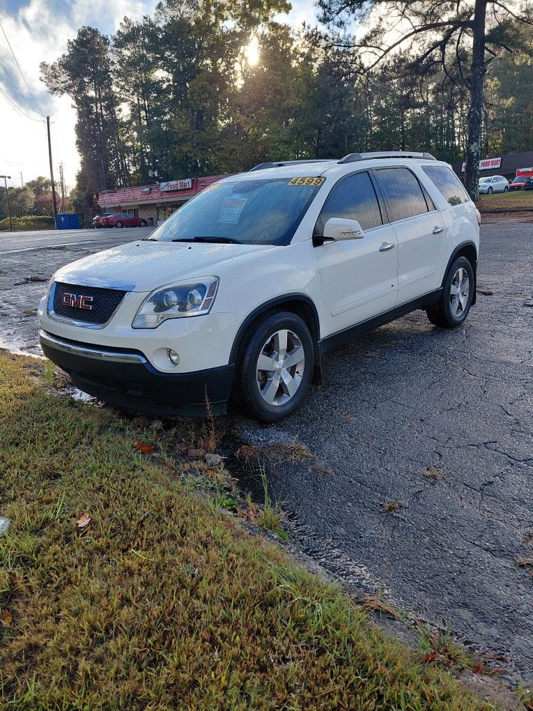 2013 GMC Acadia