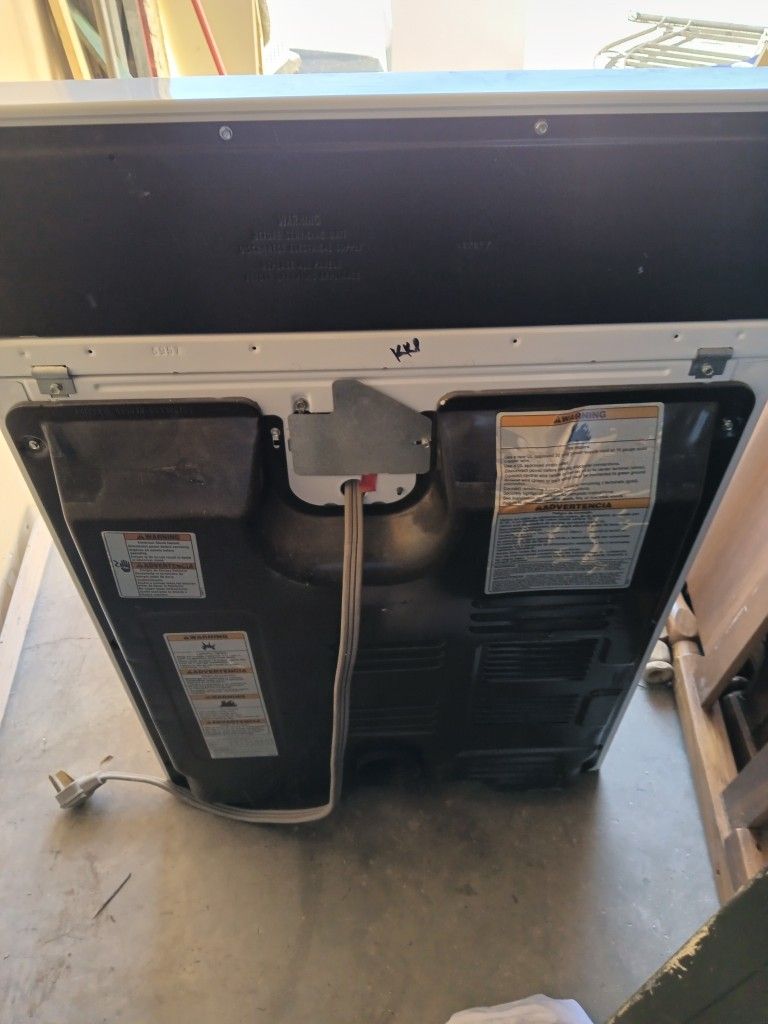 Kenmore Auto Moisture Sensing Electric Dryer Only for Sale in El Paso