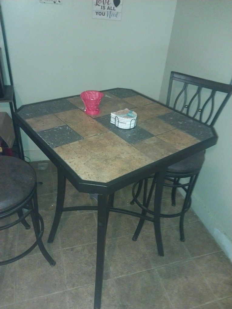 Dining Room Table With Swivel Barstools