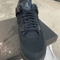 Jordan 4 