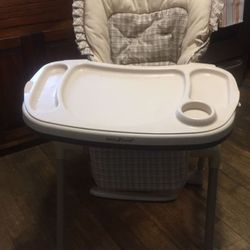 Baby/Toddler High Chair - 4 Level/2 Trays