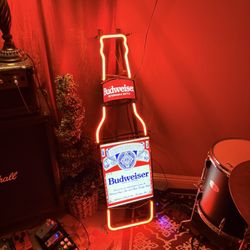 Vintage 80’s Neon Budweiser Bottle Sign