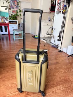 Tumi Vapor Carry-On