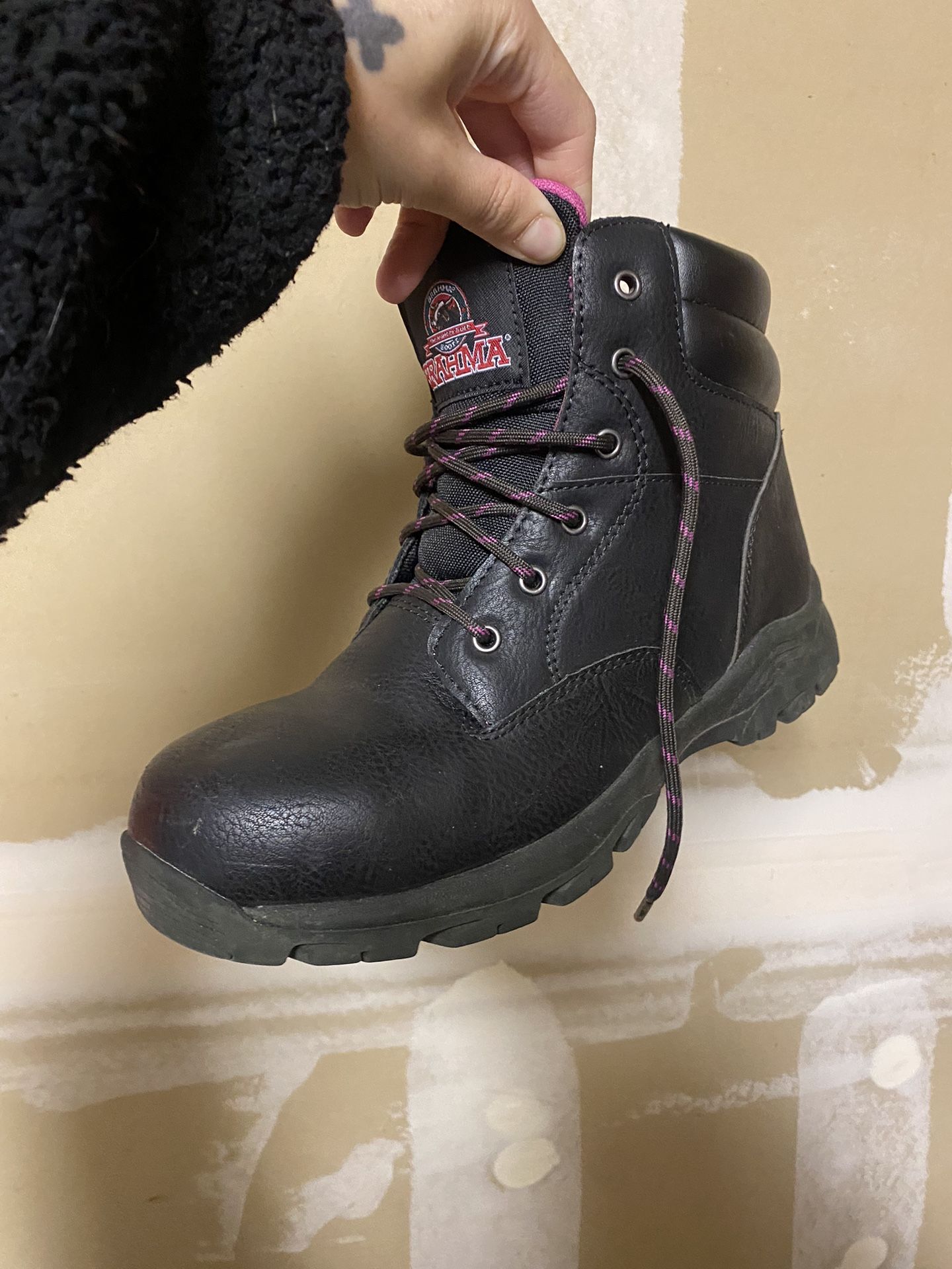 Woman Steel toe Boots 