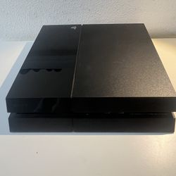 PS4 w/ controller