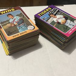 1975 Topps Baseball Card Lot (192 Total)