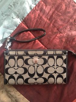 Coach wristlet wallet