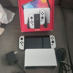 Nintendo Switch OLED (White)