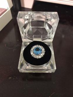 Ring size 7 New silver wt ziconia aqua marine