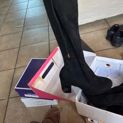 Pack Of Heels Size 5-5.5