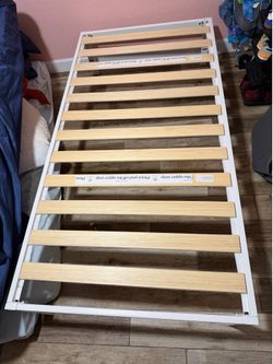 Twin bed