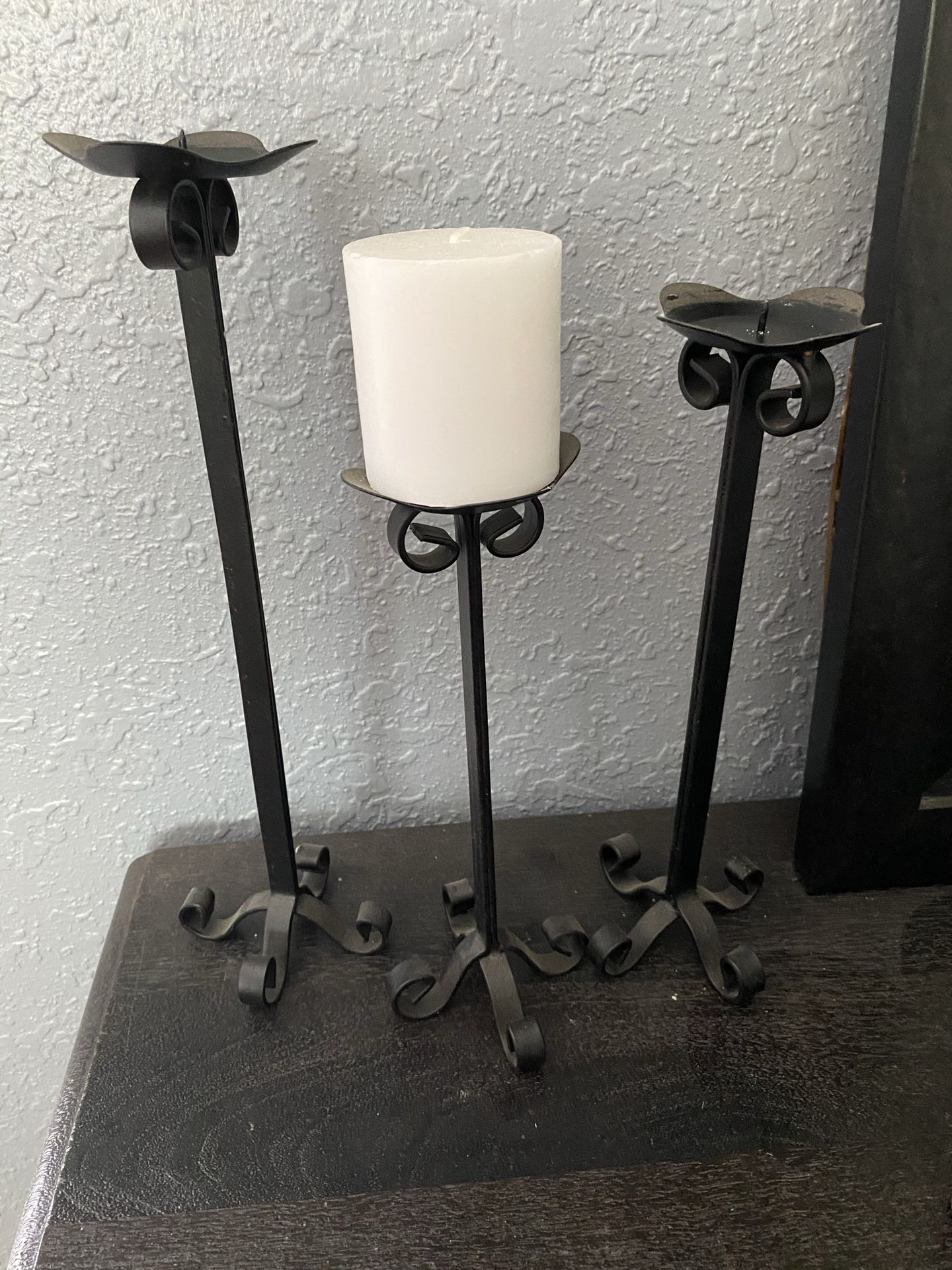 Set of 3 candle holders