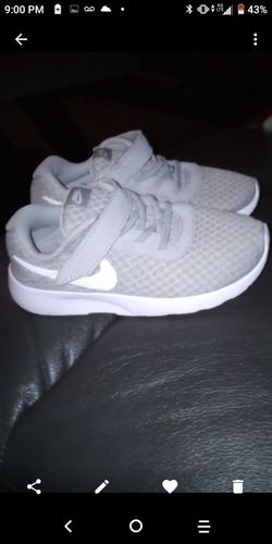 Toddler Nike shoes for boys