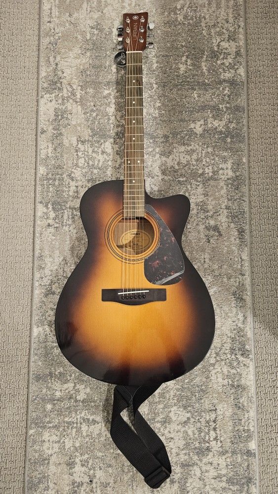 YAMAHA GUITAR (KEITH URBAN)