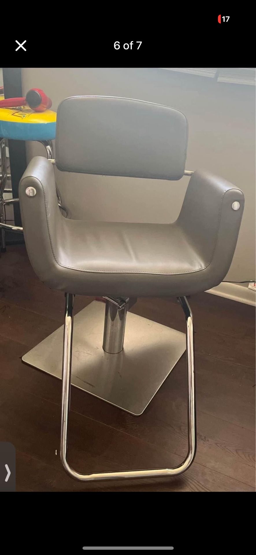 Salon Chair